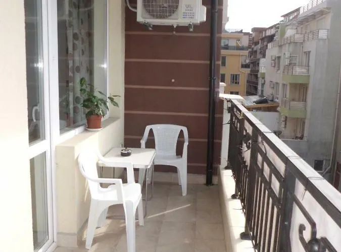 Geniko Apartment Pomorie